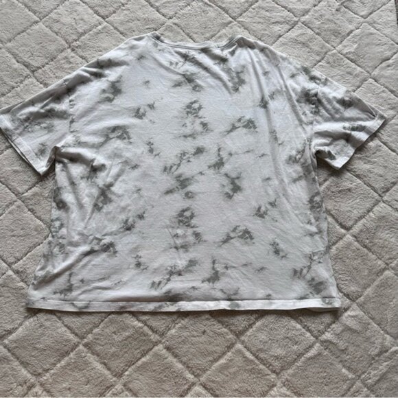Friends | Gray Tie Dye Classic Icon Logo Short Sleeve Tee Shirt | Size 1X - Picture 2 of 5